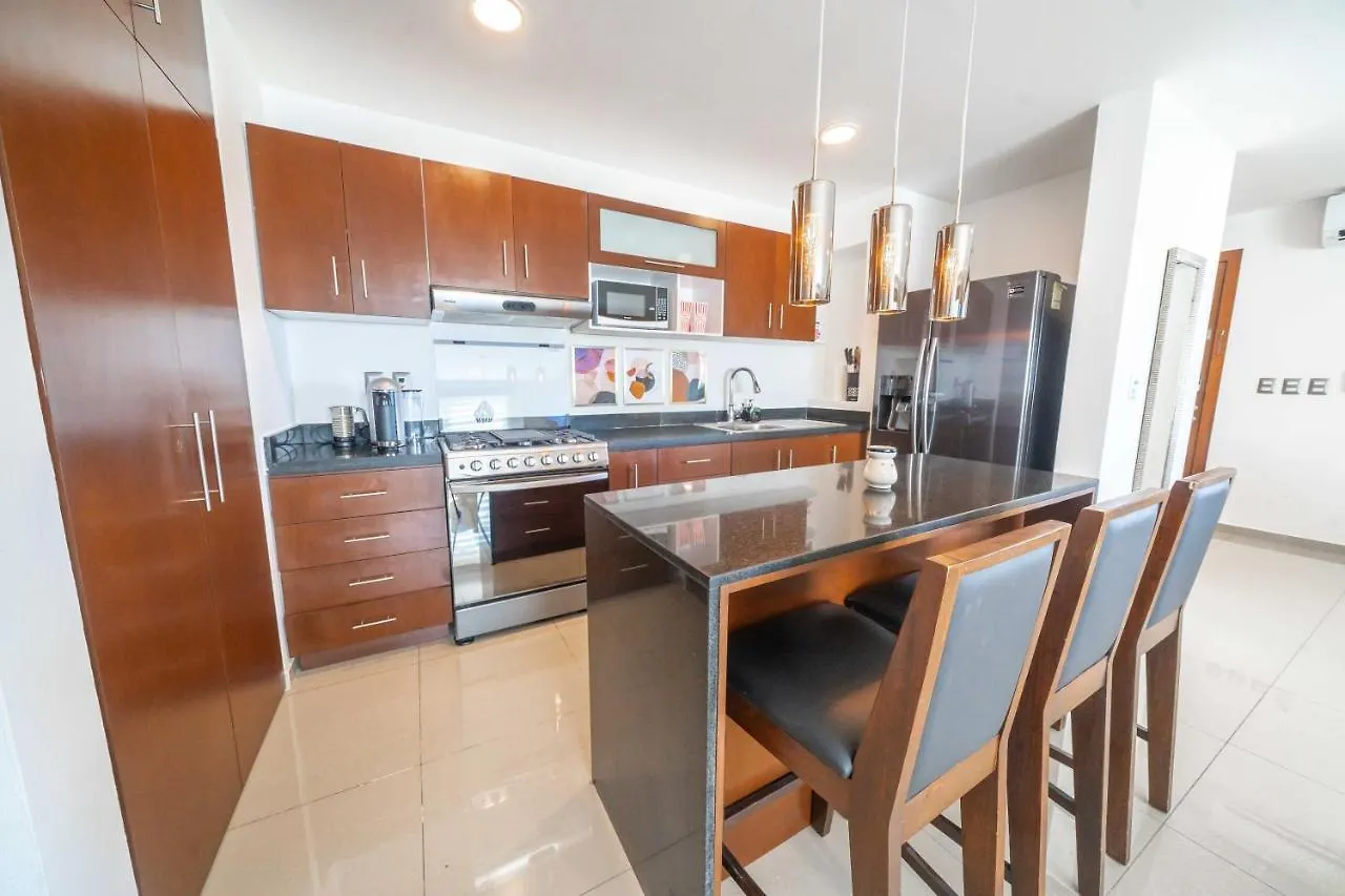 Apartment Stylish Three-Bedroom Condo W/Pool Cancun Mexico