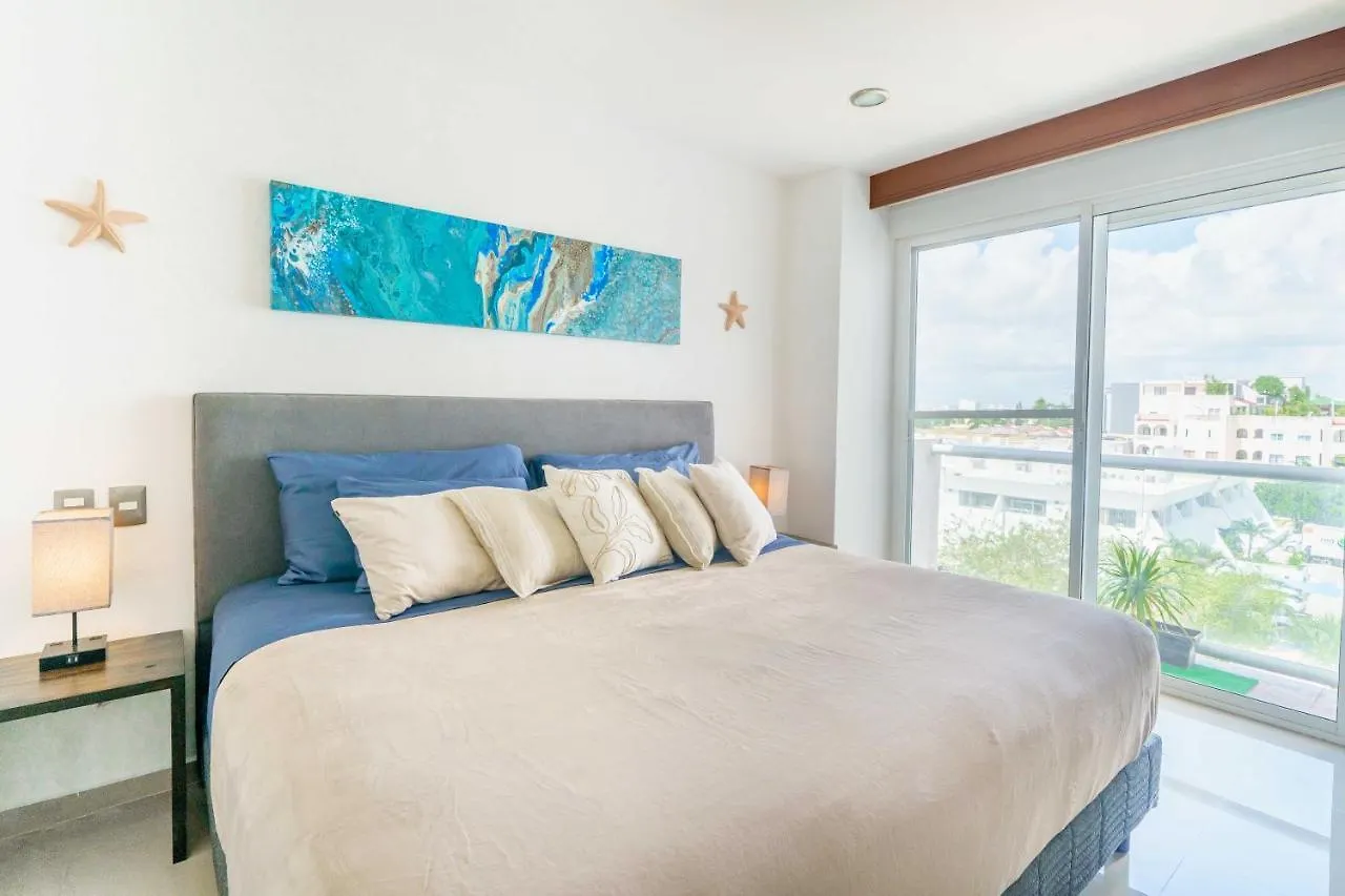 Apartment Stylish Three-Bedroom Condo W/Pool Cancun