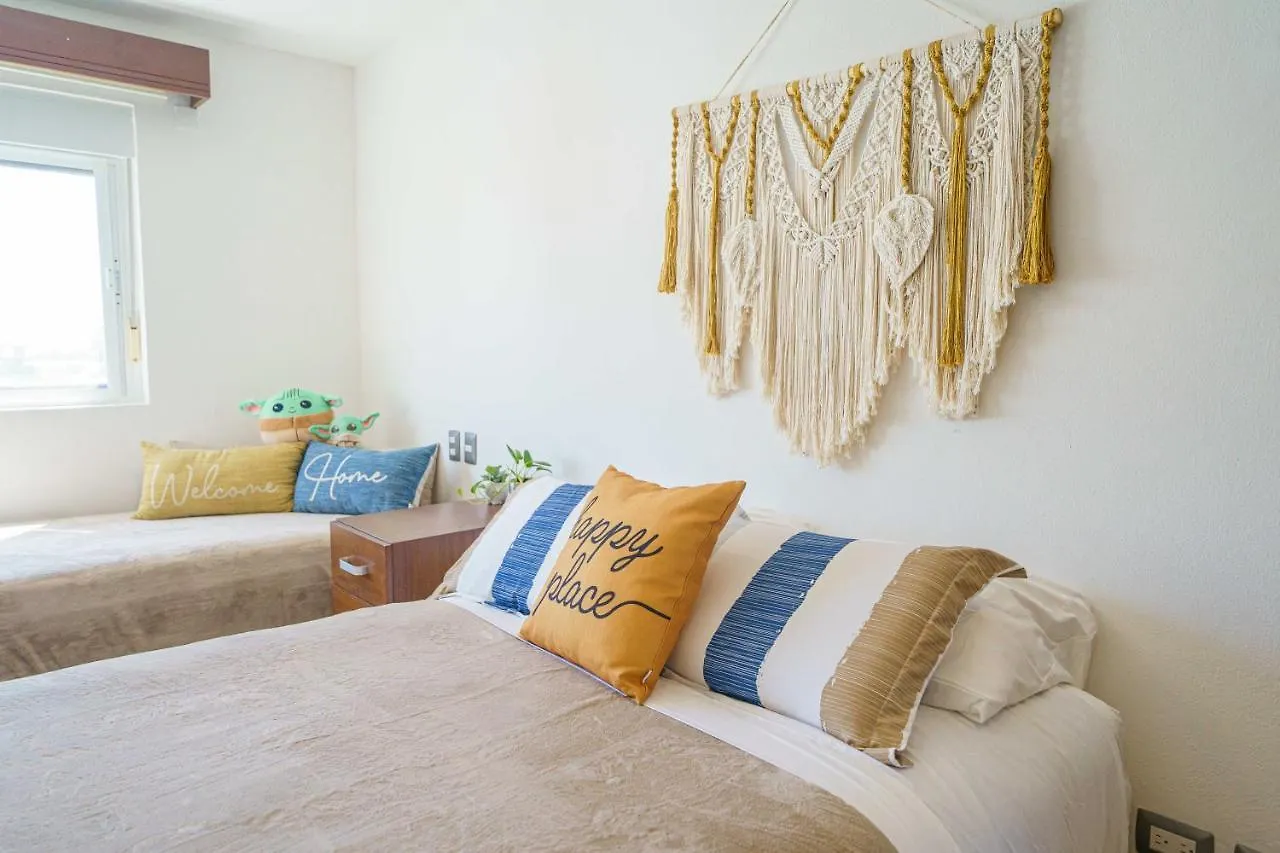 Stylish Three-Bedroom Condo W/Pool Cancun 0*,  Mexico